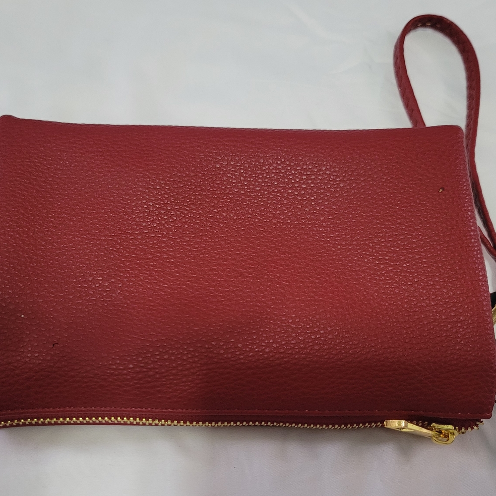 Elegant Burgundy Leather Clutch